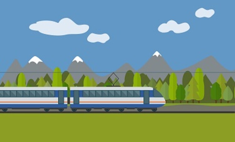 Train roulant dans la campagne